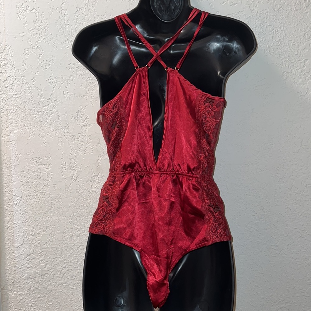 NWT Zaful Lace Insert Slip Criss Cross Bodysuit - Red Wine - Picture 10 of 11